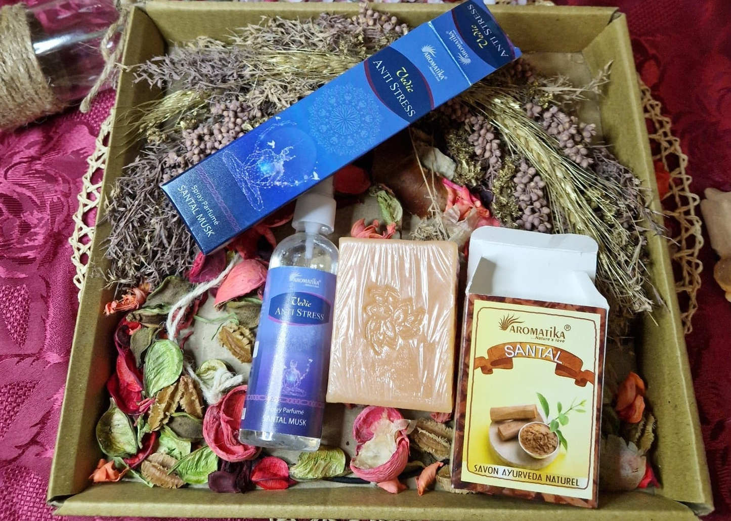 🧘‍♀️ Anti-Stress Pack – Sandalwood Harmony